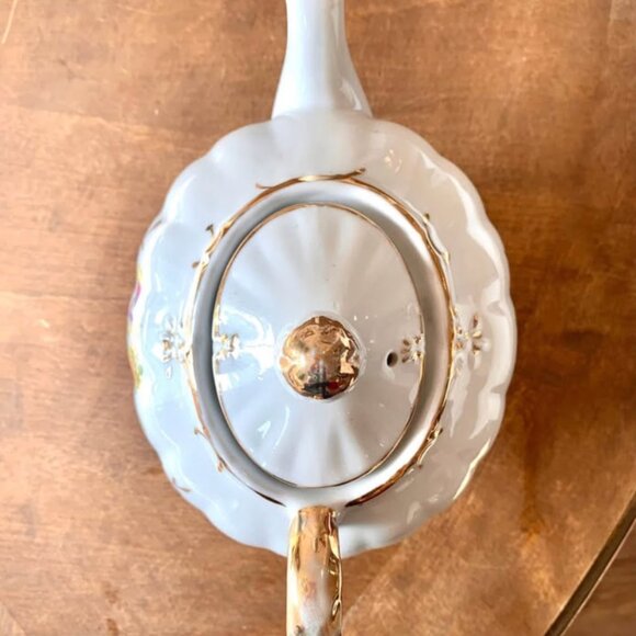 Stunning vintage musical teapot 🌸 - Picture 7 of 9